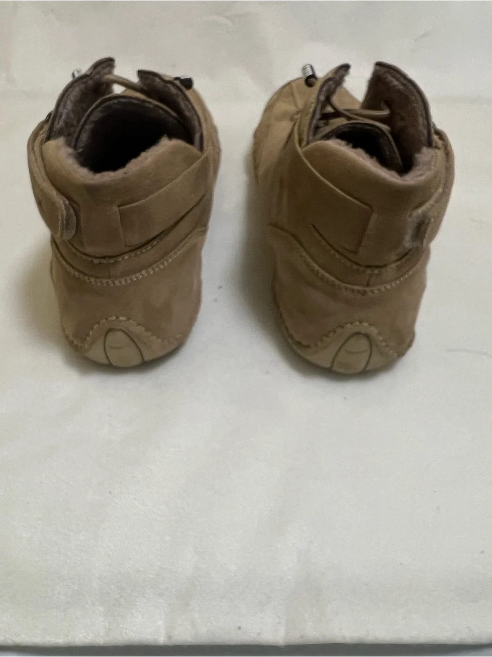 Loeck Men's Tan Suede Chukka Boots with Plush Lining